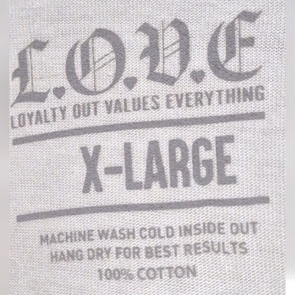 L.O.V.E. XL TSHIRT NWT - Picture 3 of 4